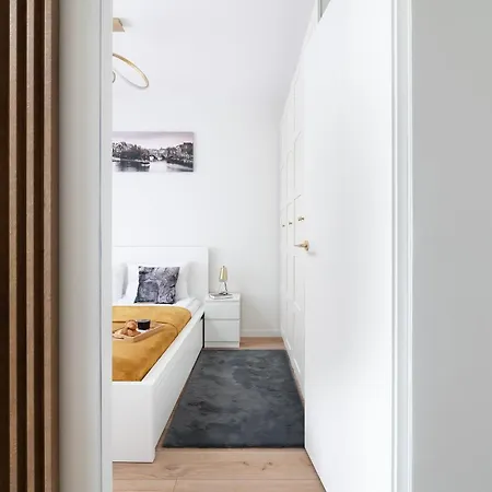 Easy Rent Apartments- North *